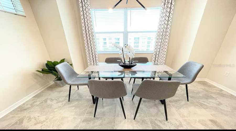 KISSIMMEE, Florida 34746, 2 Bedrooms Bedrooms, ,2 BathroomsBathrooms,Residential,For Sale,PARADOX,0,MFRO6298745