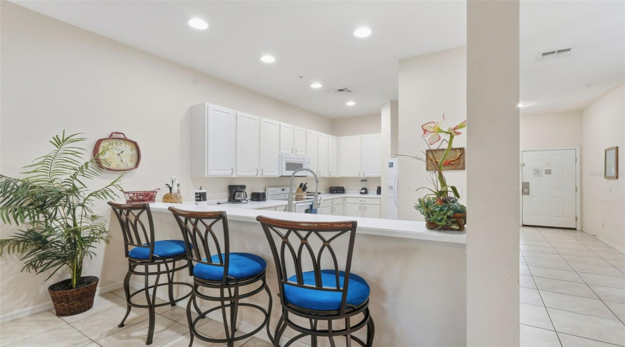 DAVENPORT, Florida 33897, 2 Bedrooms Bedrooms, ,2 BathroomsBathrooms,Residential,For Sale,NEW PROVIDENCE,0,MFRTB8436905