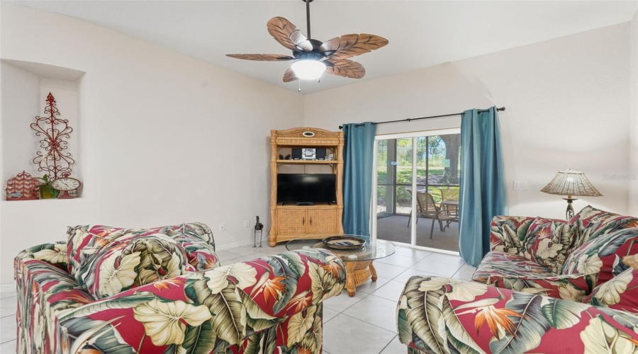 DAVENPORT, Florida 33897, 2 Bedrooms Bedrooms, ,2 BathroomsBathrooms,Residential,For Sale,NEW PROVIDENCE,0,MFRTB8436905