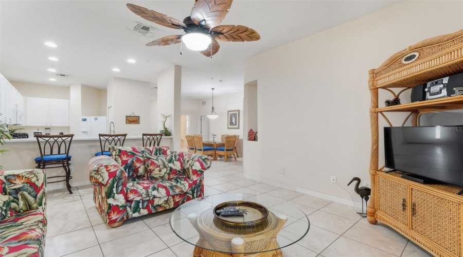 DAVENPORT, Florida 33897, 2 Bedrooms Bedrooms, ,2 BathroomsBathrooms,Residential,For Sale,NEW PROVIDENCE,0,MFRTB8436905