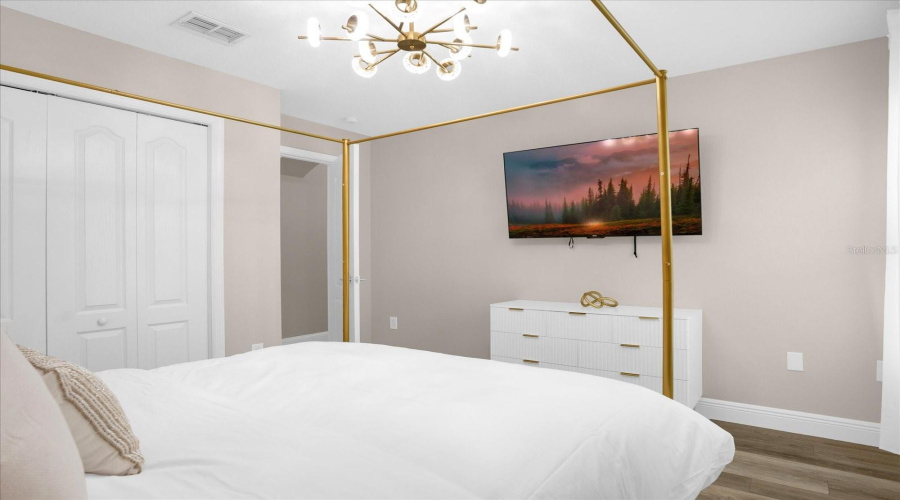 guest bedroom 3