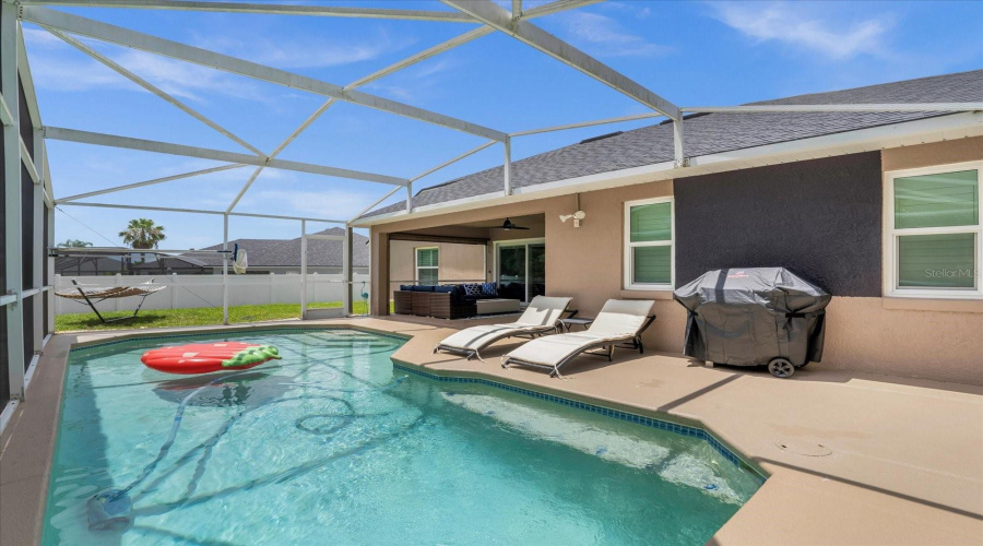 heated pool with enclosure
