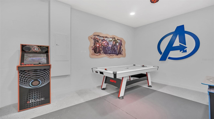 KISSIMMEE, Florida 34747, 6 Bedrooms Bedrooms, ,5 BathroomsBathrooms,Residential,For Sale,BANANA PALM,0,MFRO6352251