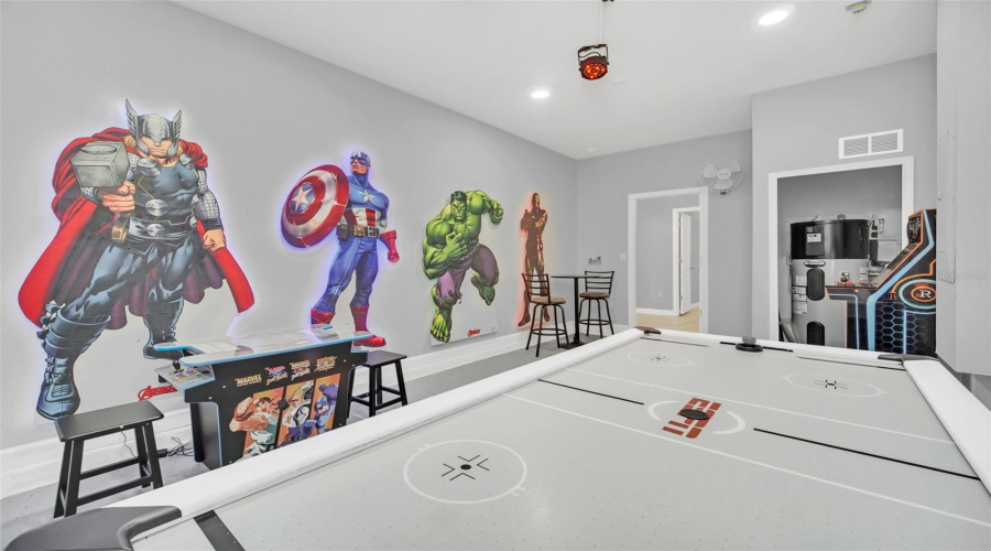 KISSIMMEE, Florida 34747, 6 Bedrooms Bedrooms, ,5 BathroomsBathrooms,Residential,For Sale,BANANA PALM,0,MFRO6352251