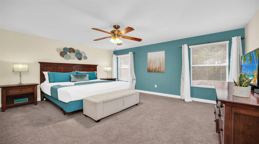 KISSIMMEE, Florida 34747, 6 Bedrooms Bedrooms, ,5 BathroomsBathrooms,Residential,For Sale,BANANA PALM,0,MFRO6352251