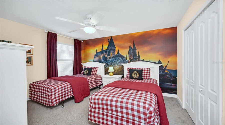KISSIMMEE, Florida 34747, 6 Bedrooms Bedrooms, ,5 BathroomsBathrooms,Residential,For Sale,BANANA PALM,0,MFRO6352251