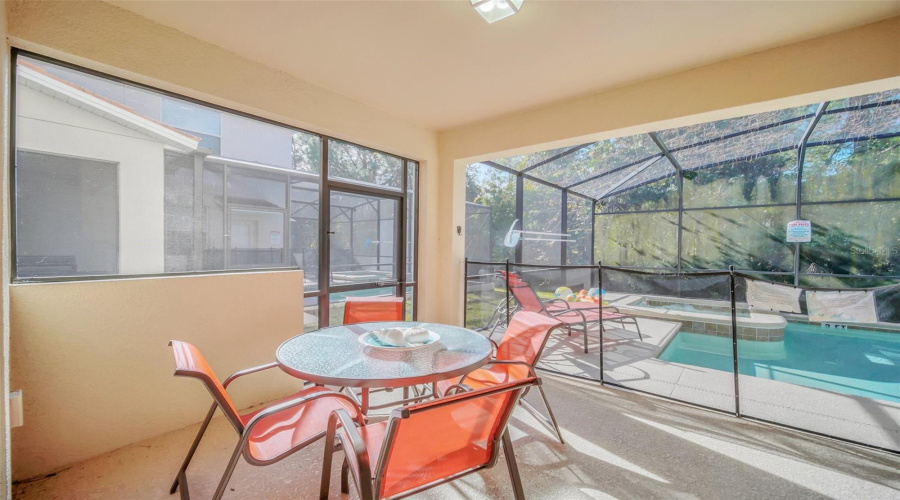KISSIMMEE, Florida 34747, 6 Bedrooms Bedrooms, ,5 BathroomsBathrooms,Residential,For Sale,BANANA PALM,0,MFRO6352251