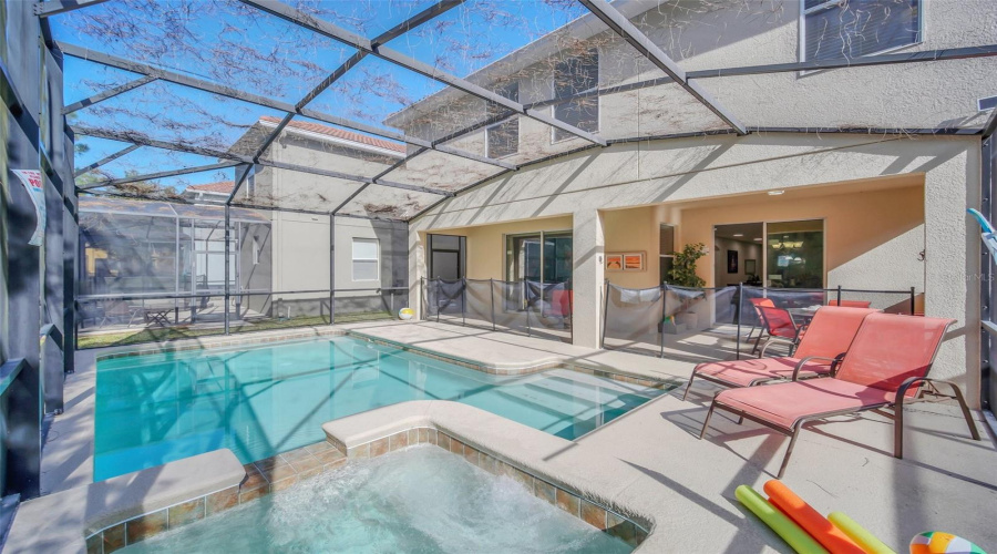 KISSIMMEE, Florida 34747, 6 Bedrooms Bedrooms, ,5 BathroomsBathrooms,Residential,For Sale,BANANA PALM,0,MFRO6352251