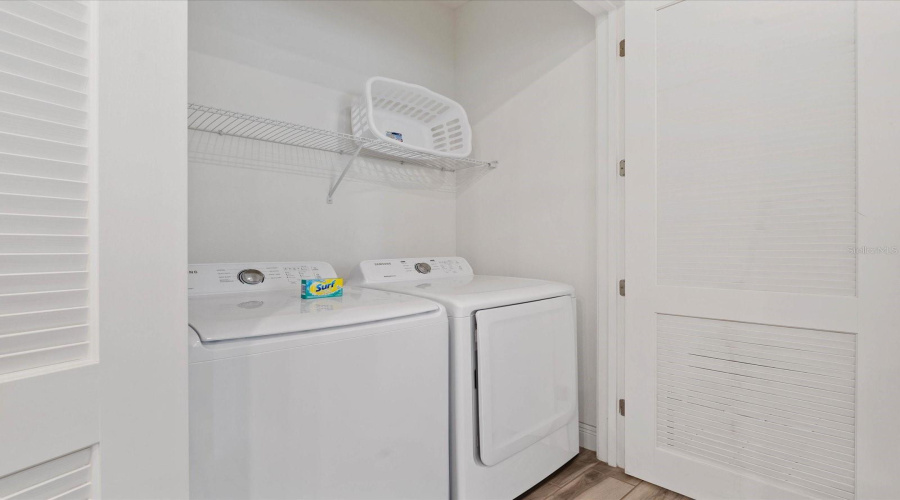 KISSIMMEE, Florida 34747, 2 Bedrooms Bedrooms, ,2 BathroomsBathrooms,Residential,For Sale,KNEE DEEP,0,MFRO6352537