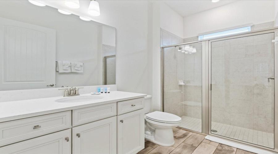 KISSIMMEE, Florida 34747, 2 Bedrooms Bedrooms, ,2 BathroomsBathrooms,Residential,For Sale,KNEE DEEP,0,MFRO6352537