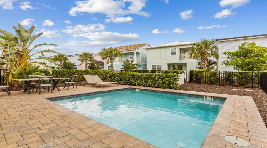 KISSIMMEE, Florida 34747, 2 Bedrooms Bedrooms, ,2 BathroomsBathrooms,Residential,For Sale,KNEE DEEP,0,MFRO6352537