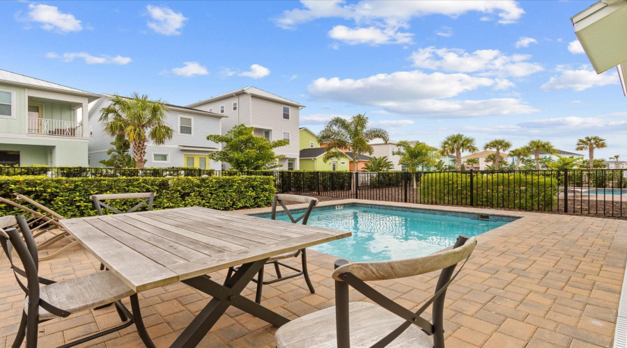 KISSIMMEE, Florida 34747, 2 Bedrooms Bedrooms, ,2 BathroomsBathrooms,Residential,For Sale,KNEE DEEP,0,MFRO6352537