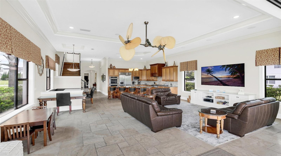 REUNION, Florida 34747, 5 Bedrooms Bedrooms, ,5 BathroomsBathrooms,Residential,For Sale,GOLDEN BEAR,0,MFRO6352633