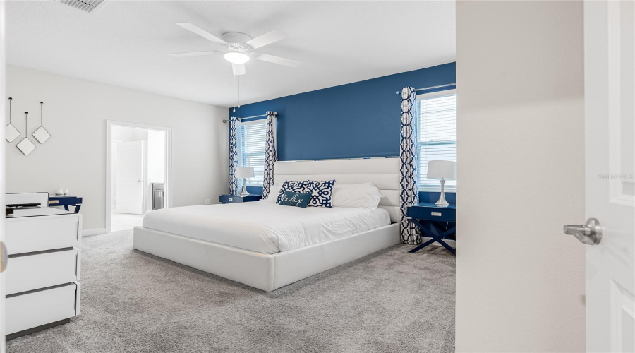 DAVENPORT, Florida 33896, 8 Bedrooms Bedrooms, ,5 BathroomsBathrooms,Residential,For Sale,CRUDEN BAY,0,MFRS5136558
