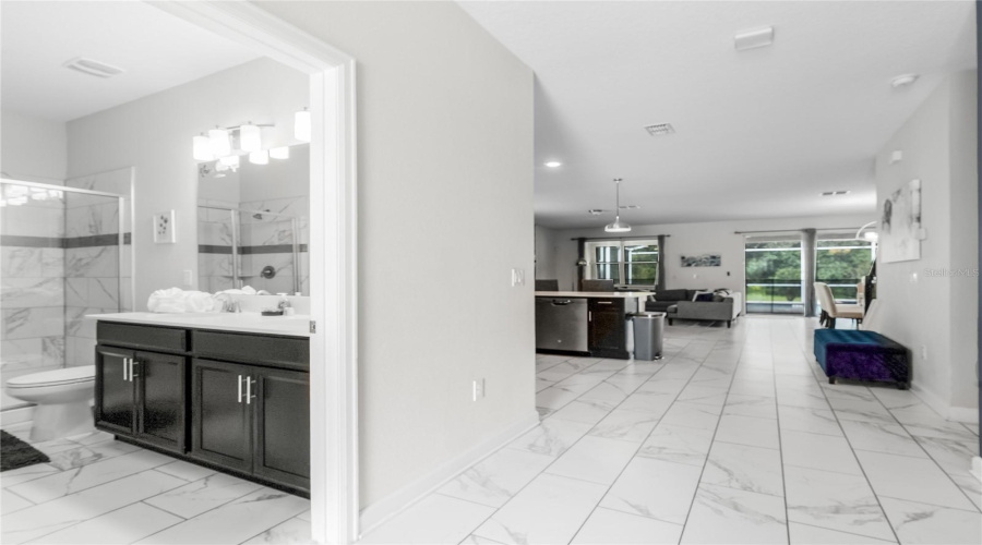 DAVENPORT, Florida 33896, 8 Bedrooms Bedrooms, ,5 BathroomsBathrooms,Residential,For Sale,CRUDEN BAY,0,MFRS5136558