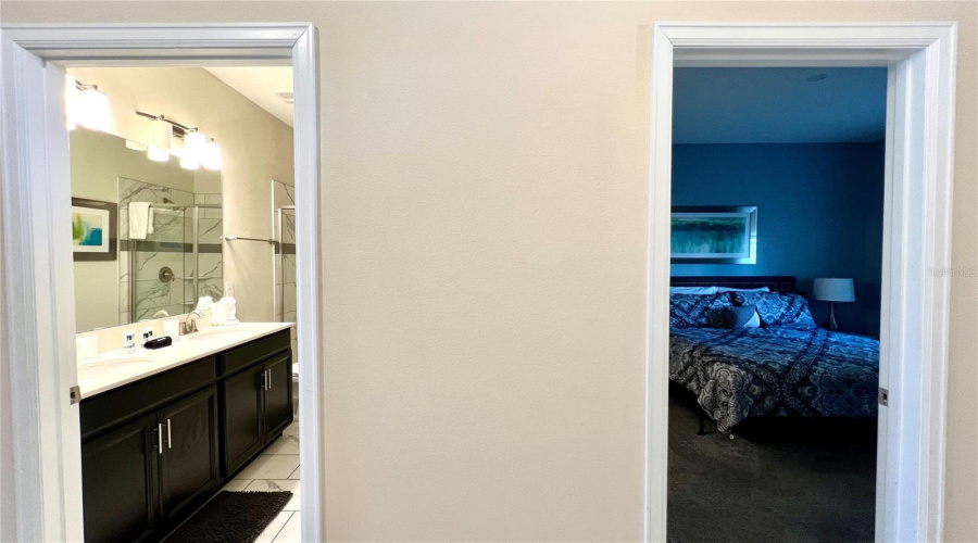 DAVENPORT, Florida 33896, 8 Bedrooms Bedrooms, ,5 BathroomsBathrooms,Residential,For Sale,INTERLOCKING,0,MFRS5099609