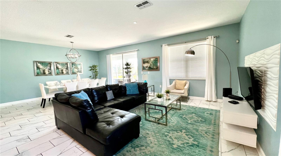 DAVENPORT, Florida 33896, 8 Bedrooms Bedrooms, ,5 BathroomsBathrooms,Residential,For Sale,INTERLOCKING,0,MFRS5099609