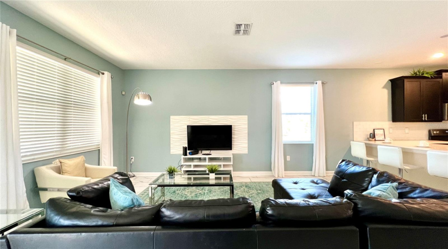 DAVENPORT, Florida 33896, 8 Bedrooms Bedrooms, ,5 BathroomsBathrooms,Residential,For Sale,INTERLOCKING,0,MFRS5099609