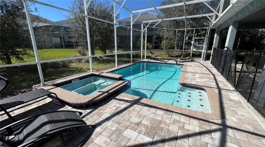 DAVENPORT, Florida 33896, 8 Bedrooms Bedrooms, ,5 BathroomsBathrooms,Residential,For Sale,INTERLOCKING,0,MFRS5099609