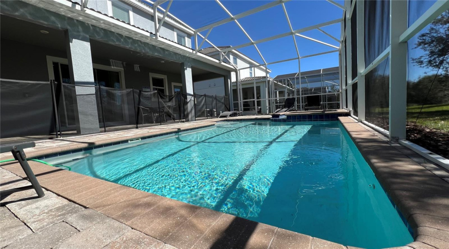 DAVENPORT, Florida 33896, 8 Bedrooms Bedrooms, ,5 BathroomsBathrooms,Residential,For Sale,INTERLOCKING,0,MFRS5099609