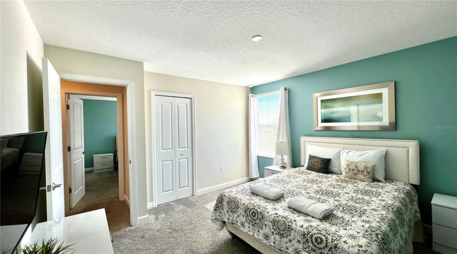DAVENPORT, Florida 33896, 8 Bedrooms Bedrooms, ,5 BathroomsBathrooms,Residential,For Sale,INTERLOCKING,0,MFRS5099609