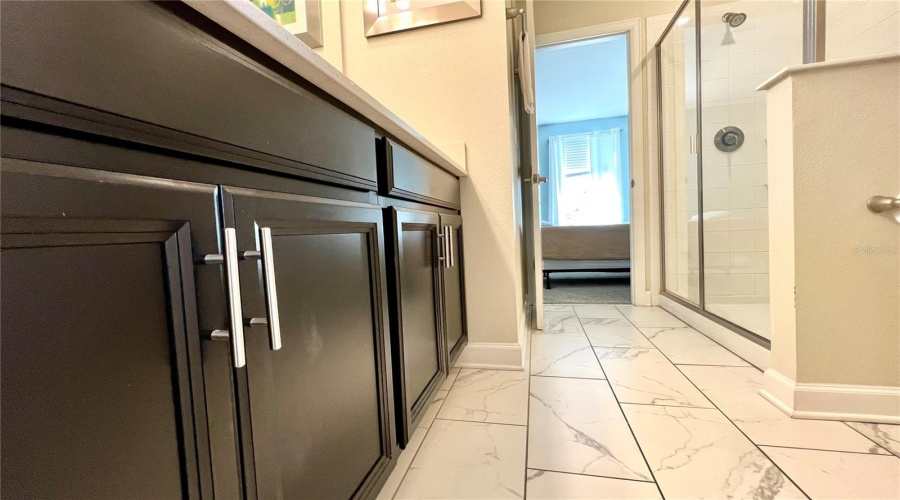 DAVENPORT, Florida 33896, 8 Bedrooms Bedrooms, ,5 BathroomsBathrooms,Residential,For Sale,INTERLOCKING,0,MFRS5099609