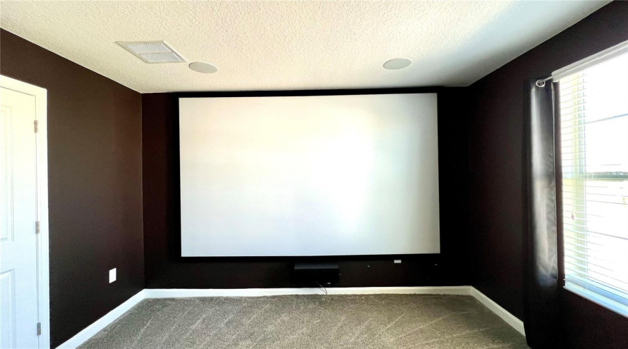DAVENPORT, Florida 33896, 8 Bedrooms Bedrooms, ,5 BathroomsBathrooms,Residential,For Sale,INTERLOCKING,0,MFRS5099609