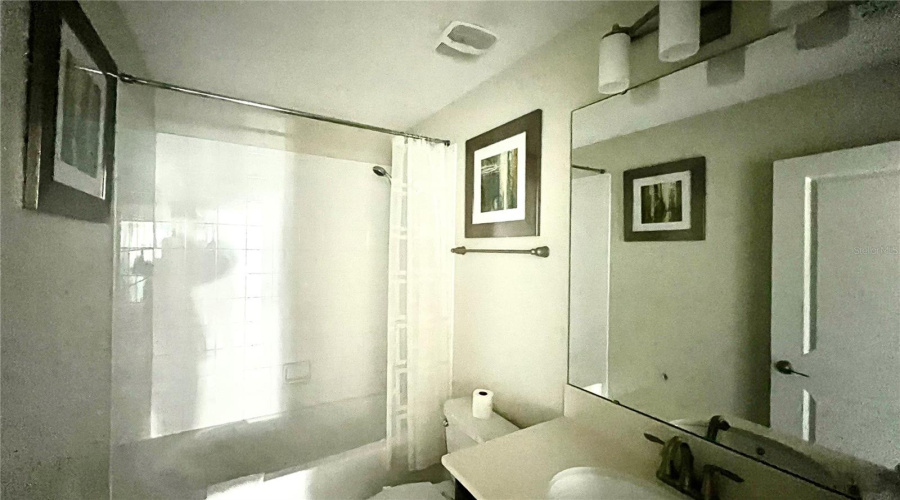 DAVENPORT, Florida 33896, 8 Bedrooms Bedrooms, ,5 BathroomsBathrooms,Residential,For Sale,INTERLOCKING,0,MFRS5099609