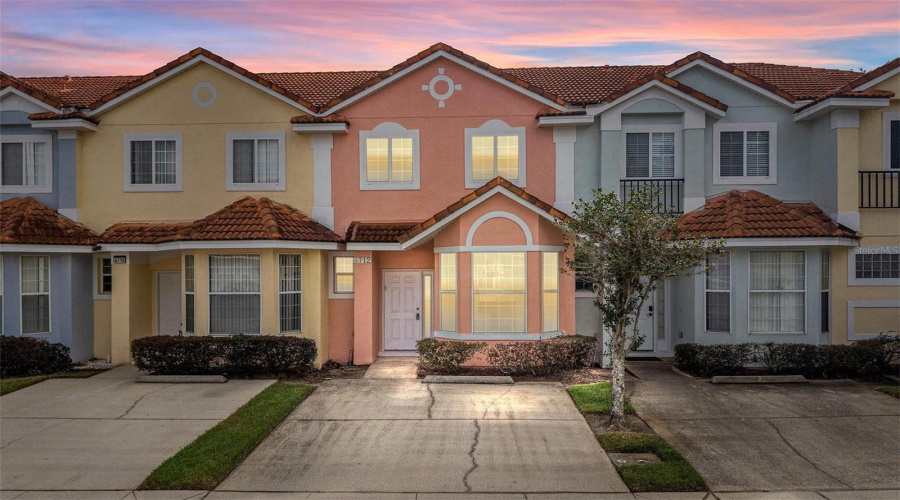 KISSIMMEE, Florida 34746, 3 Bedrooms Bedrooms, ,2 BathroomsBathrooms,Residential,For Sale,HEMINGWAY HOUSE,0,MFRO6351573
