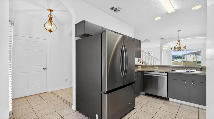KISSIMMEE, Florida 34746, 3 Bedrooms Bedrooms, ,2 BathroomsBathrooms,Residential,For Sale,HEMINGWAY HOUSE,0,MFRO6351573