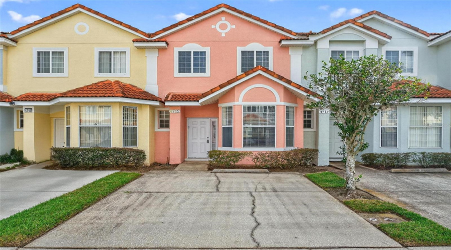 KISSIMMEE, Florida 34746, 3 Bedrooms Bedrooms, ,2 BathroomsBathrooms,Residential,For Sale,HEMINGWAY HOUSE,0,MFRO6351573