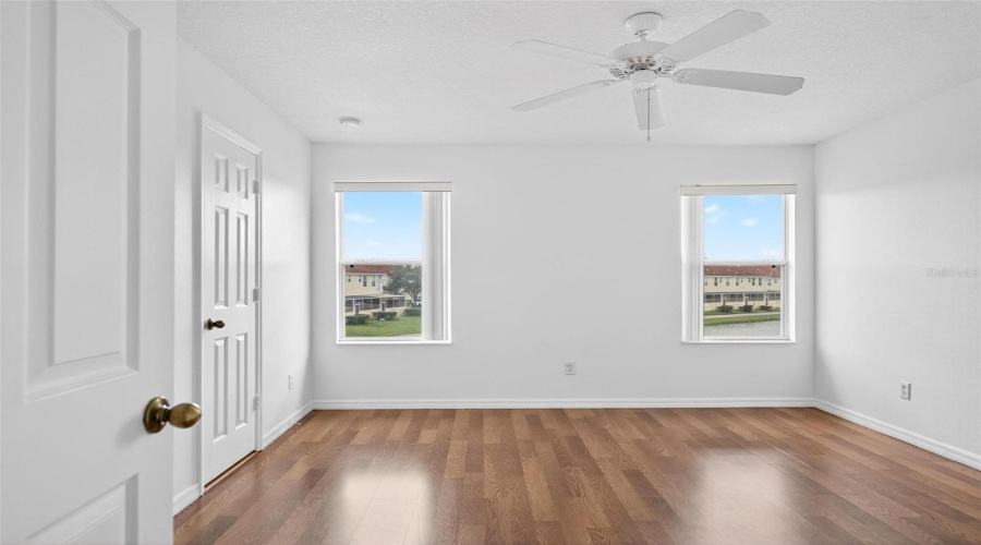 KISSIMMEE, Florida 34746, 3 Bedrooms Bedrooms, ,2 BathroomsBathrooms,Residential,For Sale,HEMINGWAY HOUSE,0,MFRO6351573