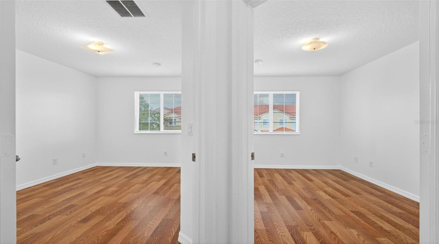 KISSIMMEE, Florida 34746, 3 Bedrooms Bedrooms, ,2 BathroomsBathrooms,Residential,For Sale,HEMINGWAY HOUSE,0,MFRO6351573