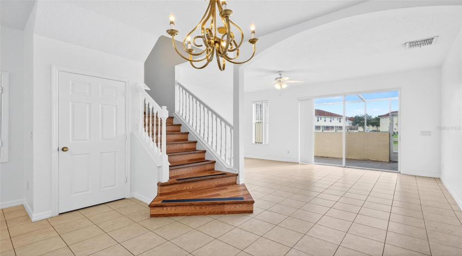 KISSIMMEE, Florida 34746, 3 Bedrooms Bedrooms, ,2 BathroomsBathrooms,Residential,For Sale,HEMINGWAY HOUSE,0,MFRO6351573