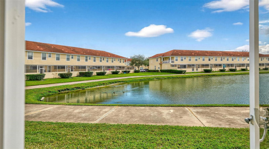 KISSIMMEE, Florida 34746, 3 Bedrooms Bedrooms, ,2 BathroomsBathrooms,Residential,For Sale,HEMINGWAY HOUSE,0,MFRO6351573