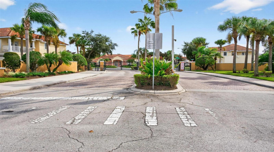 KISSIMMEE, Florida 34746, 3 Bedrooms Bedrooms, ,2 BathroomsBathrooms,Residential,For Sale,HEMINGWAY HOUSE,0,MFRO6351573