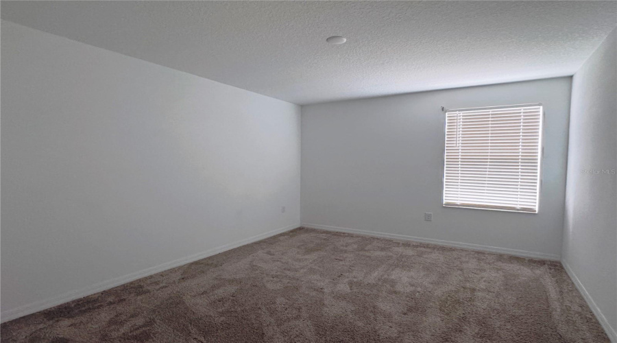 KISSIMMEE, Florida 34746, 4 Bedrooms Bedrooms, ,3 BathroomsBathrooms,Residential,For Sale,BIRNHAM WOOD,0,MFRO6350657