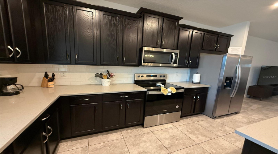 KISSIMMEE, Florida 34747, 4 Bedrooms Bedrooms, ,4 BathroomsBathrooms,Residential,For Sale,COOPER BELL,0,MFRS5136646