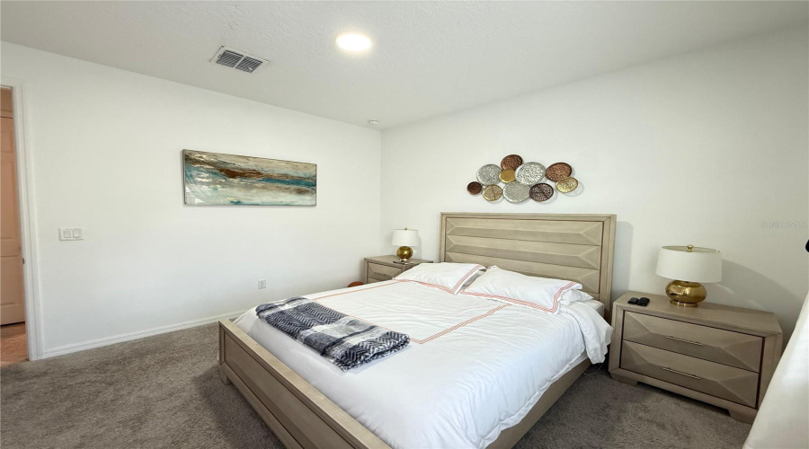 KISSIMMEE, Florida 34747, 4 Bedrooms Bedrooms, ,4 BathroomsBathrooms,Residential,For Sale,COOPER BELL,0,MFRS5136646