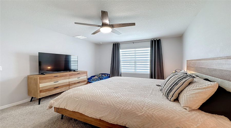DAVENPORT, Florida 33837, 4 Bedrooms Bedrooms, ,2 BathroomsBathrooms,Residential,For Sale,LILY,0,MFRO6290368