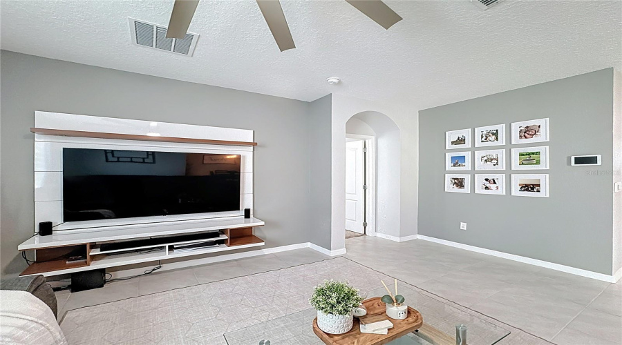 DAVENPORT, Florida 33837, 4 Bedrooms Bedrooms, ,2 BathroomsBathrooms,Residential,For Sale,LILY,0,MFRO6290368