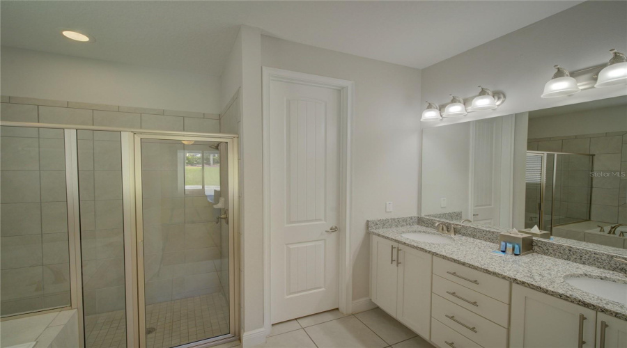 Ensuite Bathroom to Bedroom 2