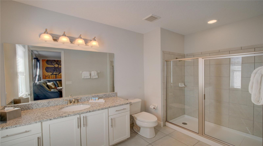 Bathroom 6- Ensuite in Bedroom 6