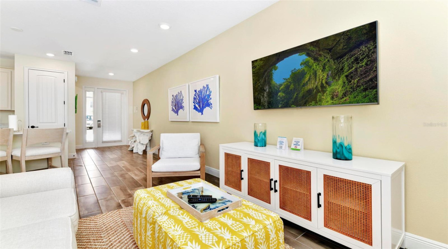 KISSIMMEE, Florida 34747, 3 Bedrooms Bedrooms, ,2 BathroomsBathrooms,Residential,For Sale,COCONUT,0,MFRO6352034