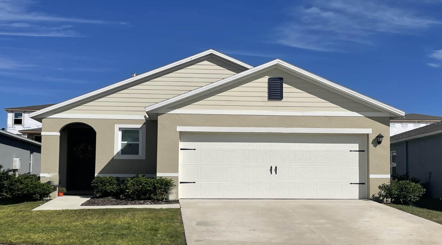 DAVENPORT, Florida 33837, 3 Bedrooms Bedrooms, ,2 BathroomsBathrooms,Residential,For Sale,PFEIFFER FALLS,0,MFRO6352853