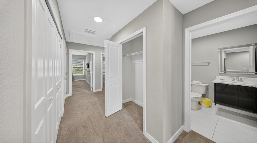 KISSIMMEE, Florida 34746, 4 Bedrooms Bedrooms, ,3 BathroomsBathrooms,Residential,For Sale,LE REVE,0,MFRO6351975