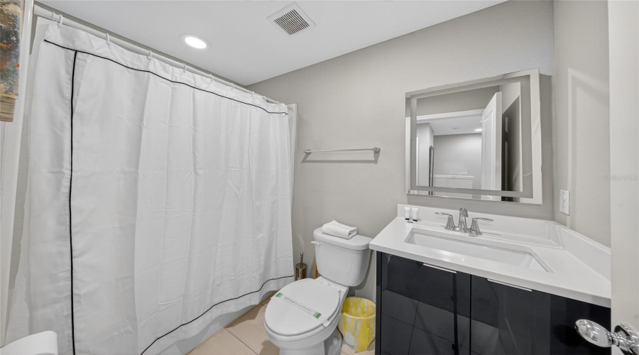 KISSIMMEE, Florida 34746, 4 Bedrooms Bedrooms, ,3 BathroomsBathrooms,Residential,For Sale,LE REVE,0,MFRO6351975