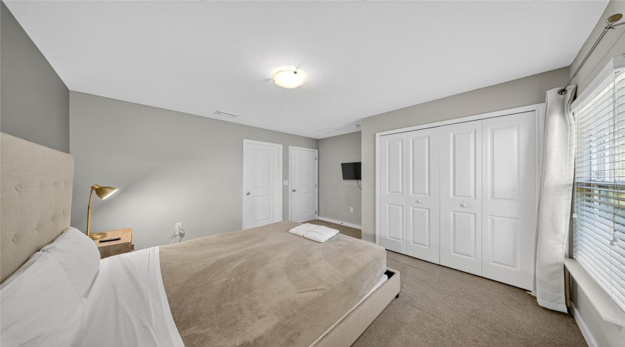 KISSIMMEE, Florida 34746, 4 Bedrooms Bedrooms, ,3 BathroomsBathrooms,Residential,For Sale,LE REVE,0,MFRO6351975