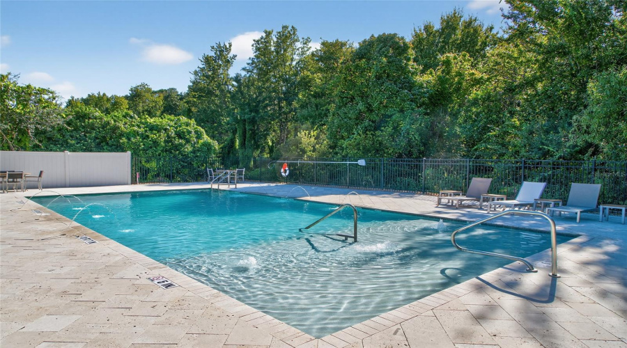 KISSIMMEE, Florida 34746, 4 Bedrooms Bedrooms, ,3 BathroomsBathrooms,Residential,For Sale,LE REVE,0,MFRO6351975