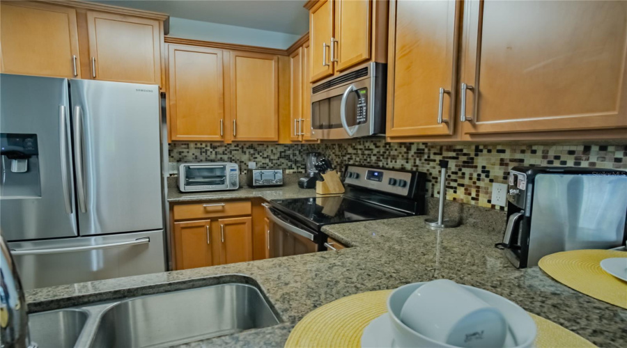 DAVENPORT, Florida 33896, 5 Bedrooms Bedrooms, ,4 BathroomsBathrooms,Residential,For Sale,CYPRESS POINTE,0,MFRO6352974